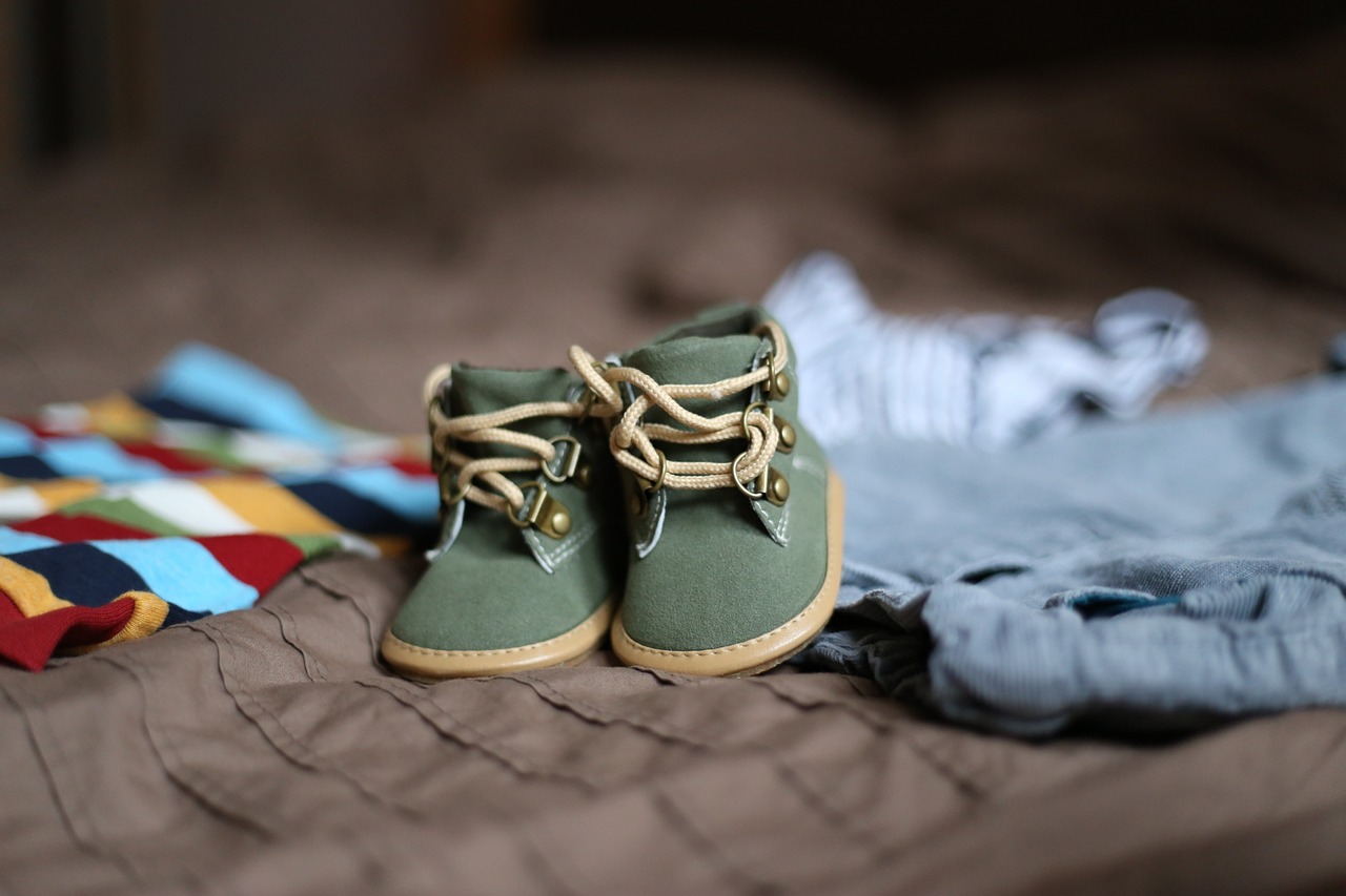 Bebek İlk Adım Ayakkabısı Nedir, Nasıl Seçilir?